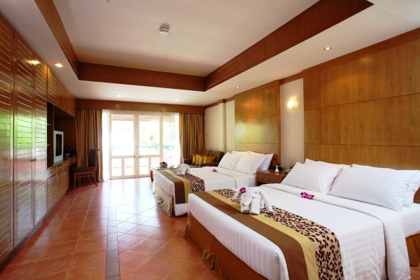 Horizon Patong Beach Resort and Spa (Ban Patong)